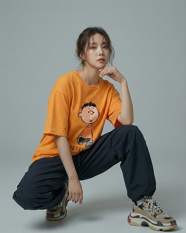 Freklin Graphic Drop Shoulder oversized Tee