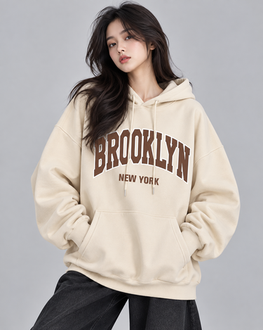 Brooklyn Graphic Oversized Hood Beige