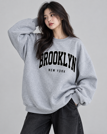 Brooklyn Graphic Oversized Sweatshirt Grey