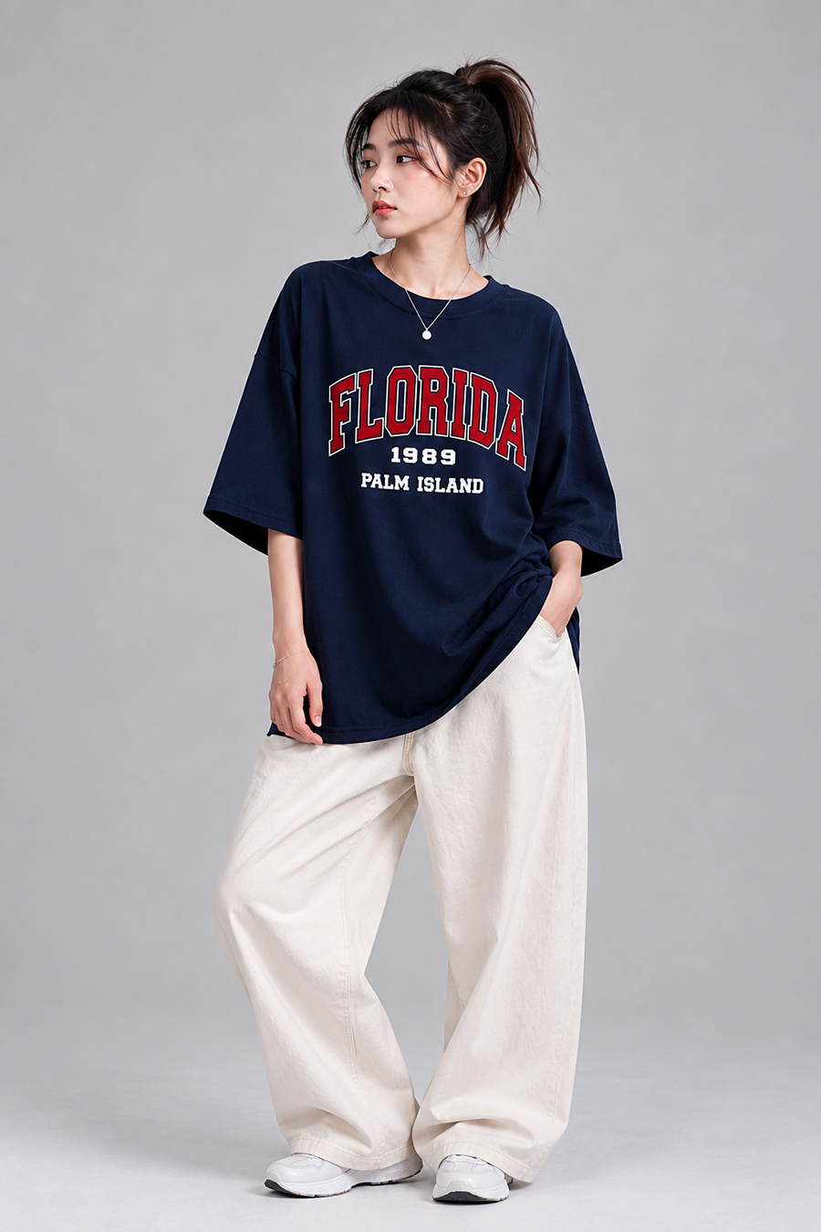 OVERSIZED GRAPHIC TEES
