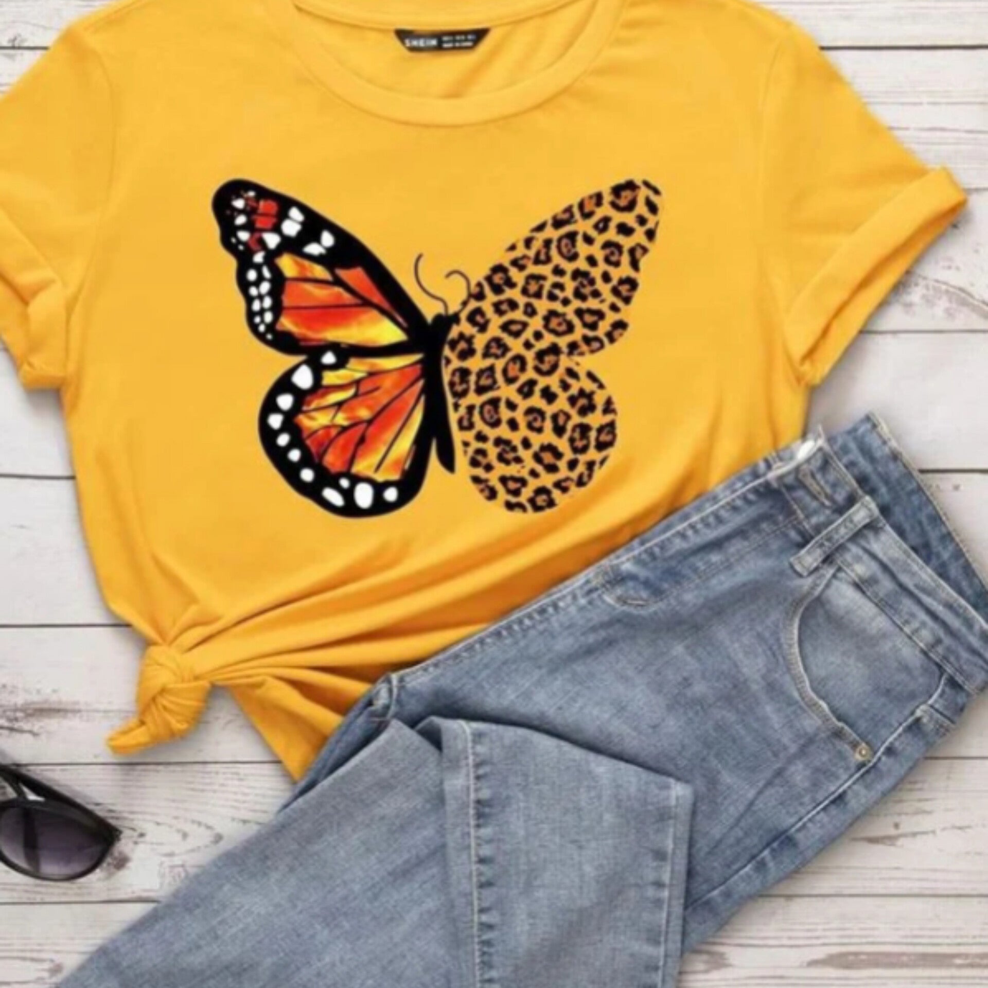 Butterfly Graphic Drop Shoulder Oversized T-shirt