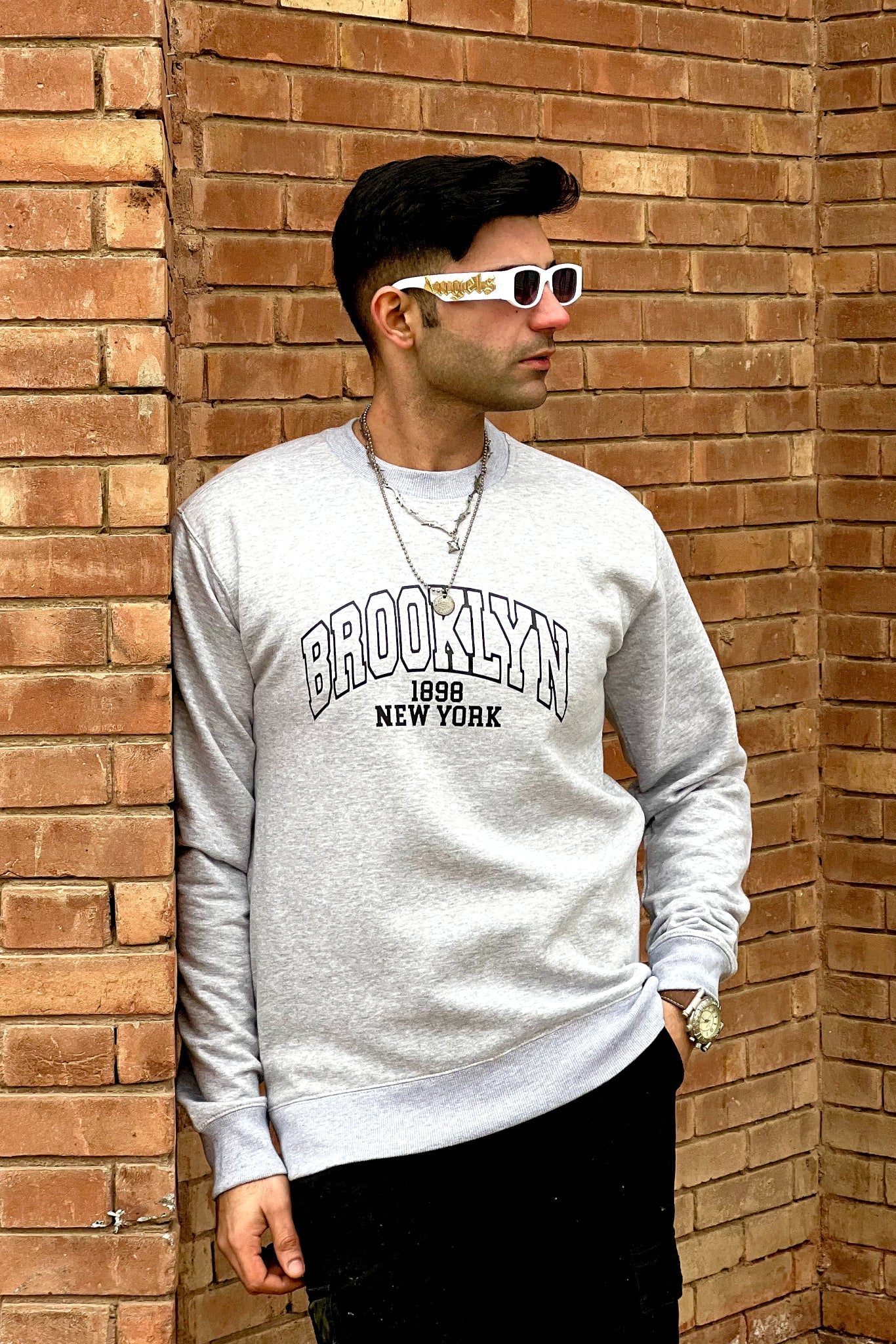 Brooklyn Graphic Sweatshirt Grey